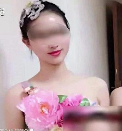 张嘉倪背后的故事与娱乐圈新鲜黑料揭秘