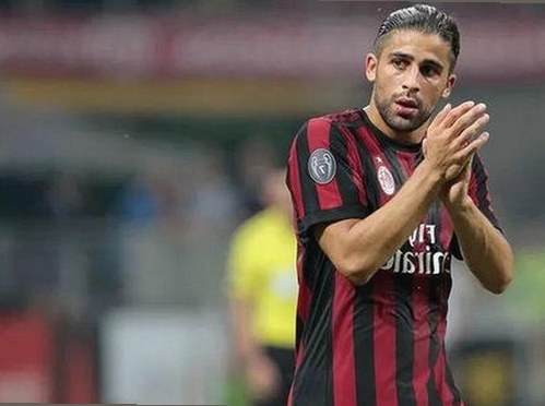 暗网吃瓜：娱乐圈背后的光鲜与隐秘对比